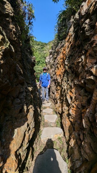 113.08.03一線天石頭路-三層橋-黃金神社之旅2564427