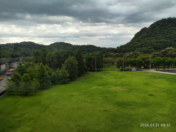 大湖公園→大溝溪生態治水園區→圓覺寺步道→圓覺瀑布→圓覺寺→鯉魚山步道【臺北大縱走 4、臺北健走趣】2849074
