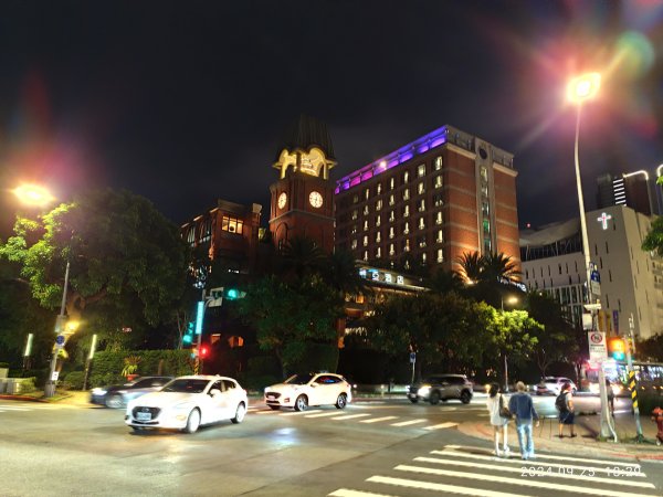 璀璨耀眼的夜景 - 大直美麗華、大稻埕、大港墘公園【臺北健走趣】【健走複利】2604574