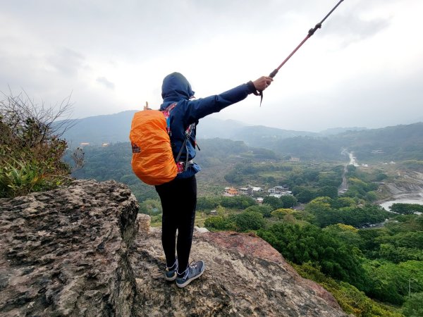 大砲岩-石壇山-八頭山-湯守岩-丹鳳山-202412222859770