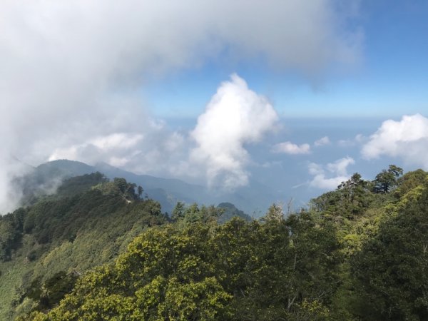 稍來南峰上稍來山遠看鳶嘴山714495