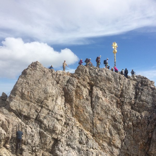 慕尼黑不只有啤酒節 來去德國最高峰 楚格峰自助健行記