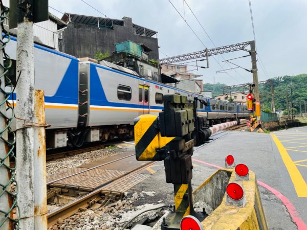淡蘭中路（暖暖車站-十分車站）1685496