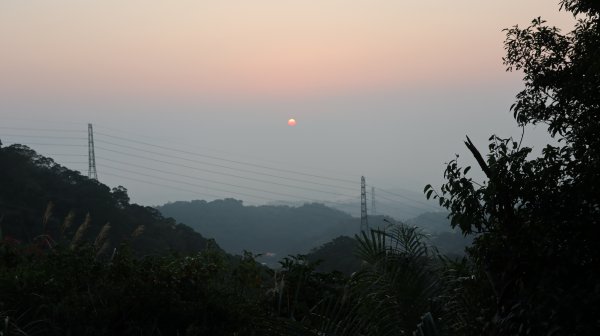 沒大景的觀音山的摩天嶺與東明山登山步道，倒很能暢活身心與體能