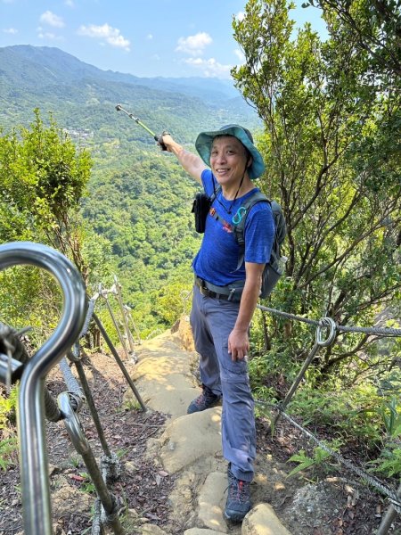 孝子山、普陀山、慈母峰賞鹿子野百合O走2592927