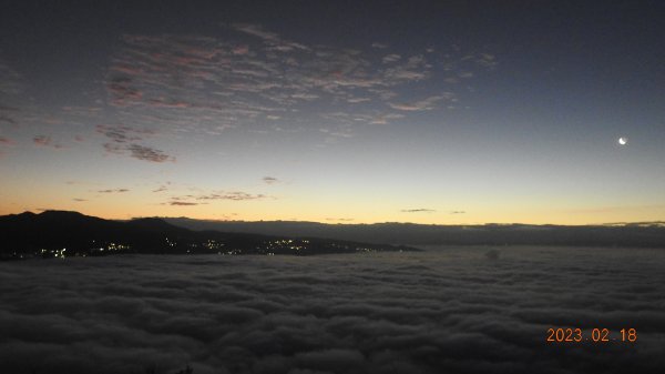 觀音山日出雲海+觀音圈+下弦月+曙光火燒雲&太平濱海步道晚霞海霧&琉璃光2/182035155