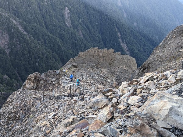 玉山西峰及山神廟、玉山主峰賞日出1838195