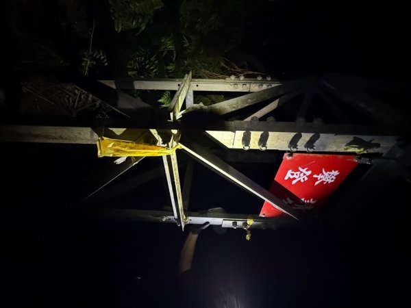 桂山路197巷 》呂奔山北峰 》呂奔山 》阿玉壩2755833