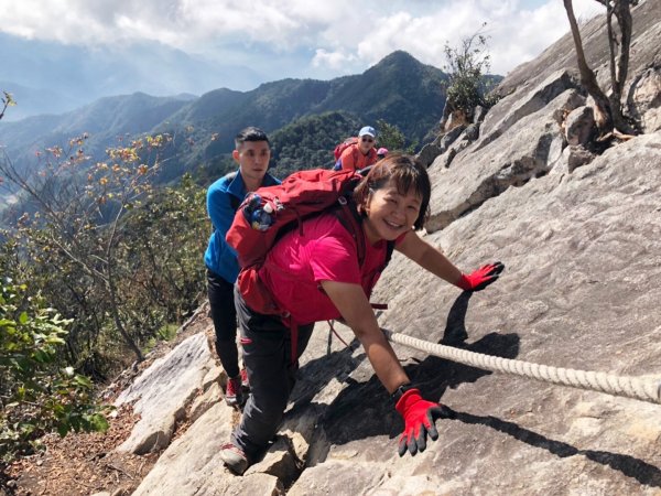 步步驚魂的鳶嘴山和稍來山787051