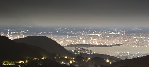 #陽明山 #琉璃光 #紅斑蛇 #新店四十份 #雲瀑 #翡翠水庫壩頂 #日出 #雲海 4/16&183037625