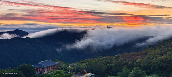 #新店四十份 #翡翠水庫 #日出 #雲瀑 #火燒雲 #雲海 9/23114397