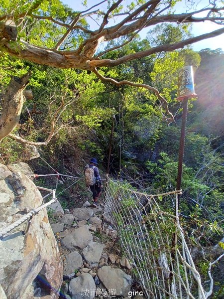 【屏東獅子鄉】海天一色。 台灣百大必訪步道~里龍山自然步道2550724