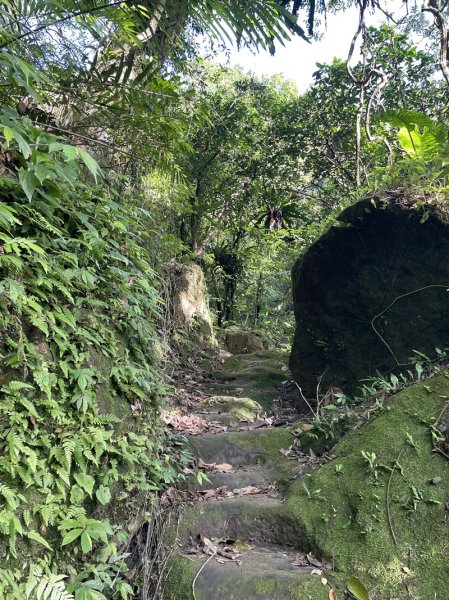 月扇湖大岩壁2952402