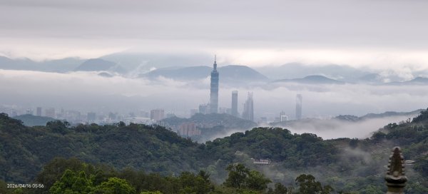 #陽明山 #琉璃光 #紅斑蛇 #新店四十份 #雲瀑 #翡翠水庫壩頂 #日出 #雲海 4/16&183037630