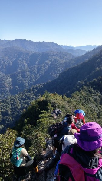 鳶嘴稍來賞楓行663228