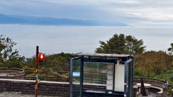 陽明山趴趴走追雲趣 #雲海 #雲瀑 #火燒雲 12/20 考考大家，認得幾個拍照取景地點共15個2966184