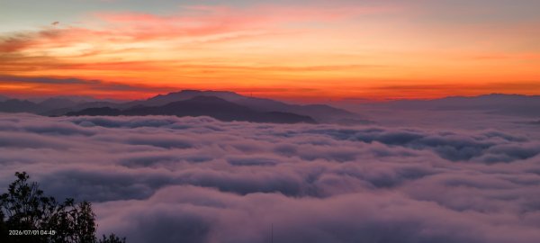 #石碇後山 #霞光 #日出 #雲海 #火燒雲 #魔目裳蛾 7/1&33080438