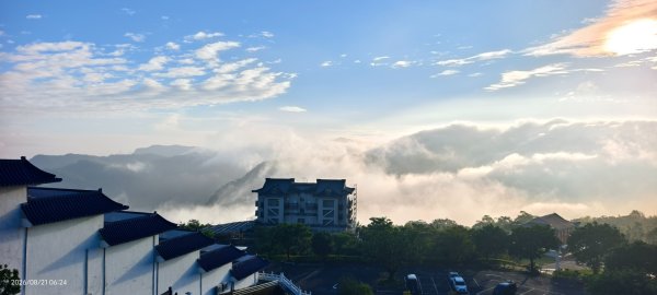#新店四十份 #日出 #雲瀑 8/213110612