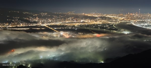 #觀音山 #雲海 #琉璃光 #天空之城 #長頸鹿（台北港吊車） #淡江大橋 2/15二刷3000662