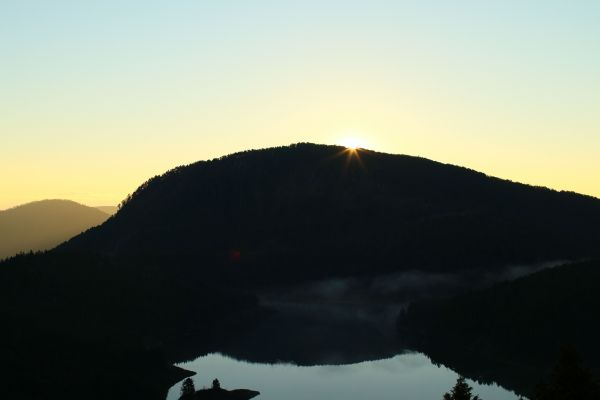 翠峰湖觀景台的日出231856