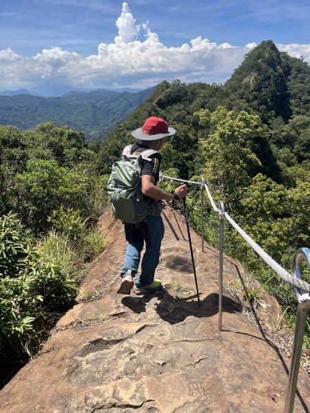 [微笑山線_第九段] 2025_0914 二格山系_皇帝殿西峰2889651