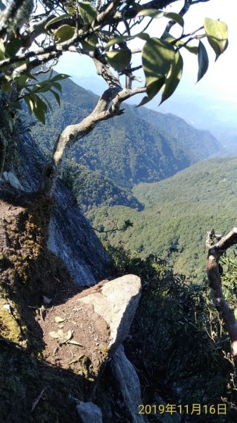 鳶嘴山>>稍來山大O連  攀岩747755