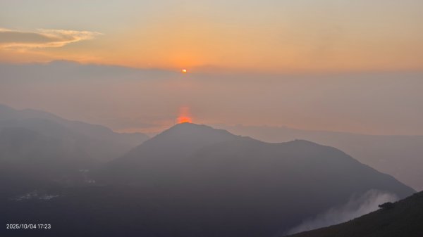 #小觀音山西峰 #雲海 #雲瀑 #觀音圈 #夕陽 #霞光 #月圓 10/5&6&42904216