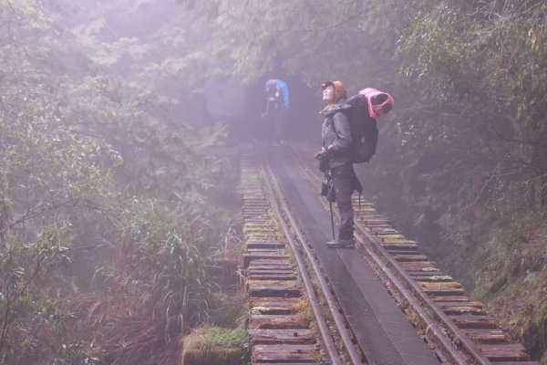 豐山眠月：石夢谷連走水漾千人洞2757715