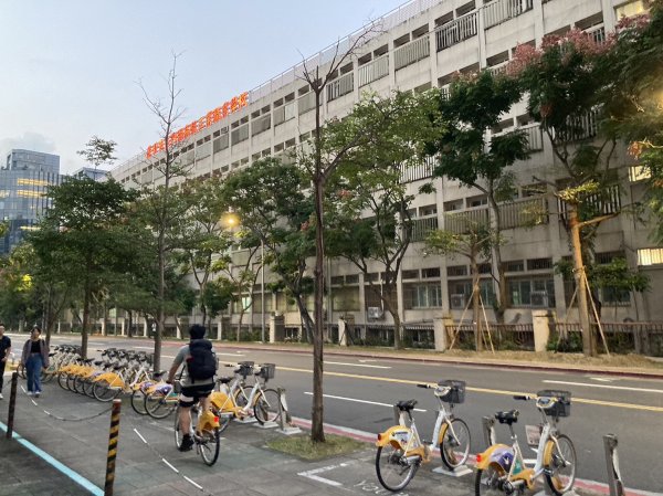 內湖西湖國小、西康公園、港富廣場、大港墘公園【走路趣尋寶】2335496