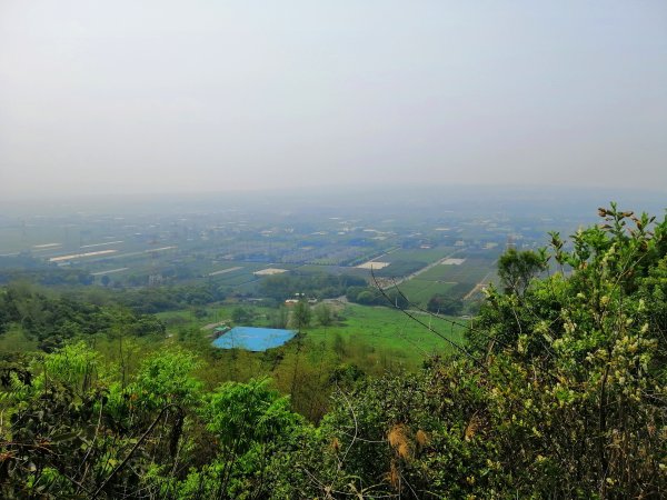 八卦山山脈最高峰。編號48小百岳 橫山754280