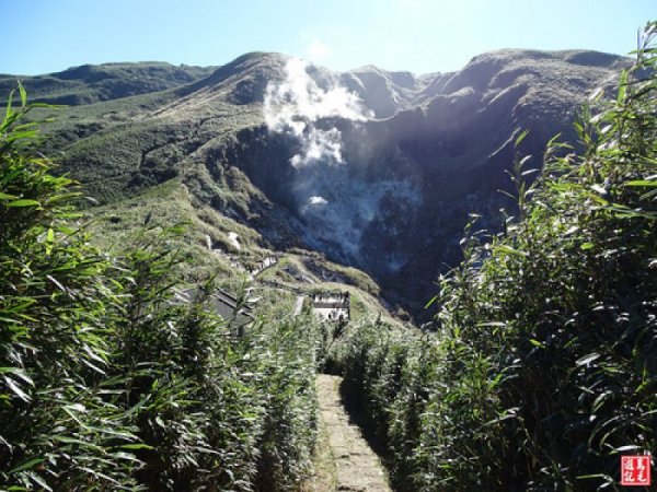 【新聞】小油坑步道0.5K崩塌地整修工程，於108年6月3日及6月4日二日，小油坑步道禁止通行。