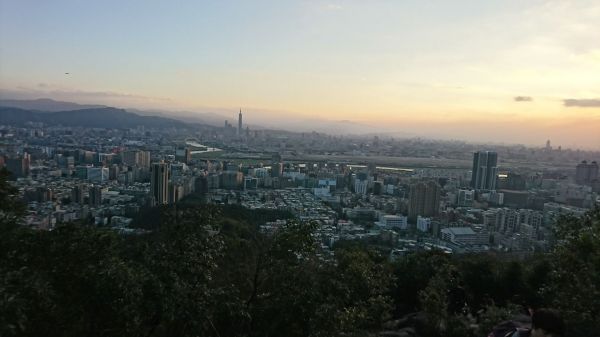 特別的大石頭步道332996