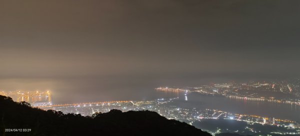 晨霧瀰漫的觀音山2476121