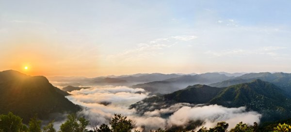 翡翠水庫壩頂 #火燒雲雲海 #日出雲海 #鱷魚島 #藍腹鷴 4/292772713