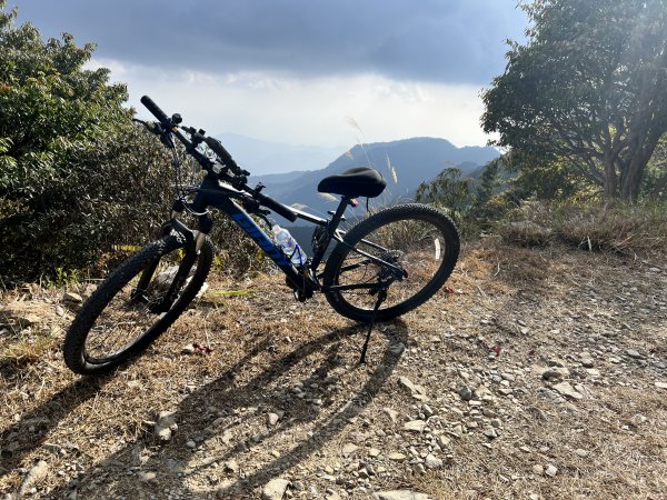 裡冷林道上八仙山標準路線2051827