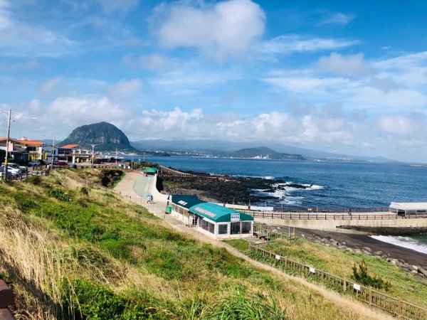 1140813 Jeju 偶來10號松岳山步道環走。天地淵.正房.天帝淵瀑布2861436