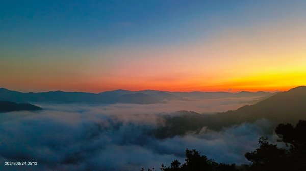 北宜郊山之濫觴 #琉璃光雲瀑  #琉璃光雲海 #日出雲海 #觀音圈雲海 8/242579082