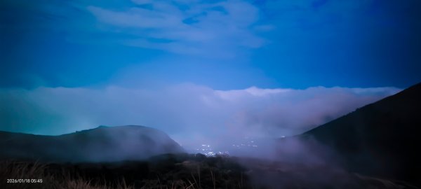 #大屯山 #雲海 #雲瀑 1/182983430