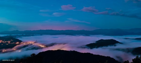 石碇趴趴走追雲趣 #二格山 #琉璃光 #雲海流瀑 #雲瀑 #日出  #手機拍攝 5/192790834