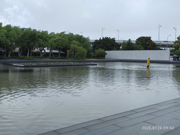 北投區漫遊：法鼓山農禪寺→磺港溪步道→北投垃圾焚化廠景觀台→舊雙溪河步道→五分港溪畔→屈原宮2846590