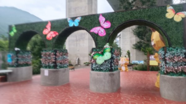 橋聳雲天綠雕園區1753781