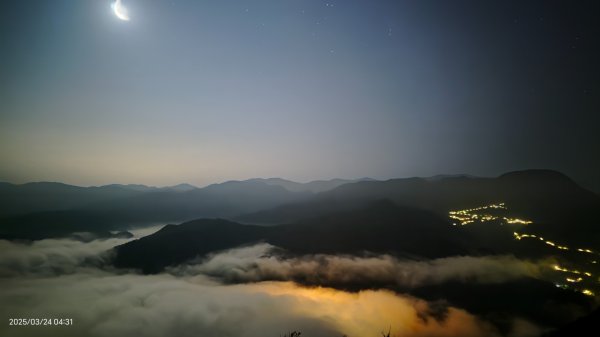 #翡翠水庫壩頂 #月亮雲海 #日出雲海 #日月同框 #石碇雲海 3/242744163