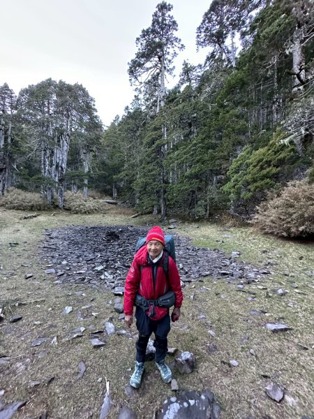 帶著77歲爸爸爬百岳~雪山西稜_12/07~12/12，2025唯一一爬。2961049