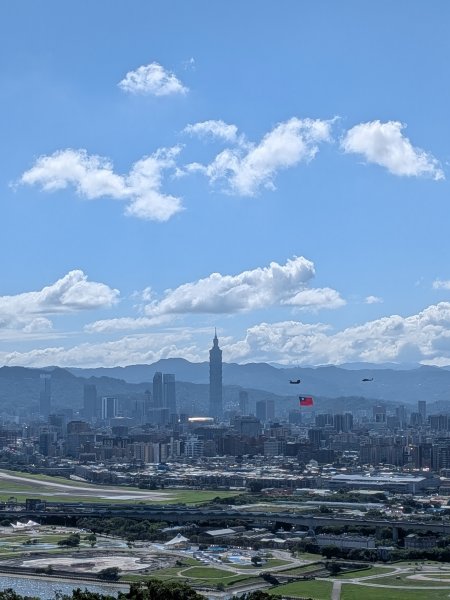 2025-10-10 國慶日看飛機2915380