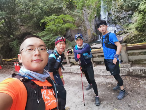 一日大霸群峰之高山杜鵑看好看滿 ( 大霸尖山、小霸尖山、伊澤山、加利山 )- 2021/5/21374744