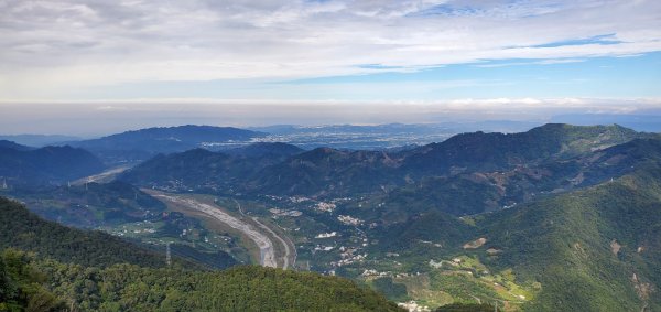 一日白毛山與唐麻丹山1885295