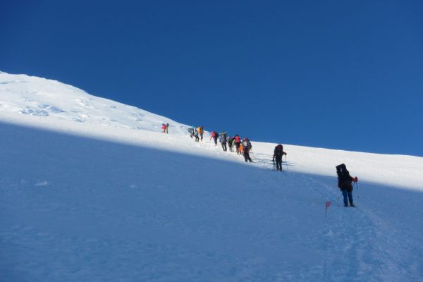 列寧峰，海拔7134公尺，海拔7134公尺--C1營地風景118600