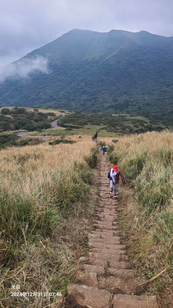 20024-1231臺北大縱走第二段：大屯主西南二子坪O型2680143