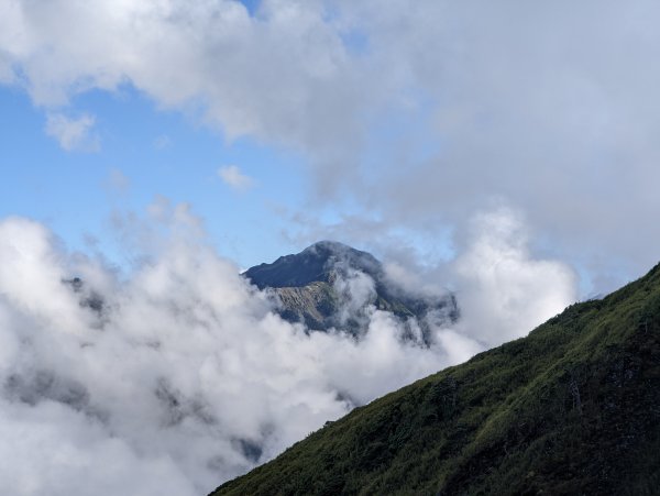 合歡群峰(主峰、東峰、石門山)：雲霧飄渺的美景、夢幻如畫的雲海大景、金色奇萊北峰、彩虹、滿月夜色1906650