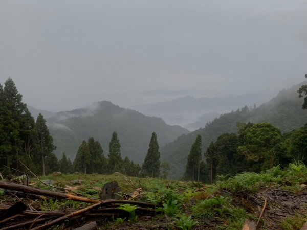 210林道騎行順登山椒山、烏石坑山  2022.10.231912656